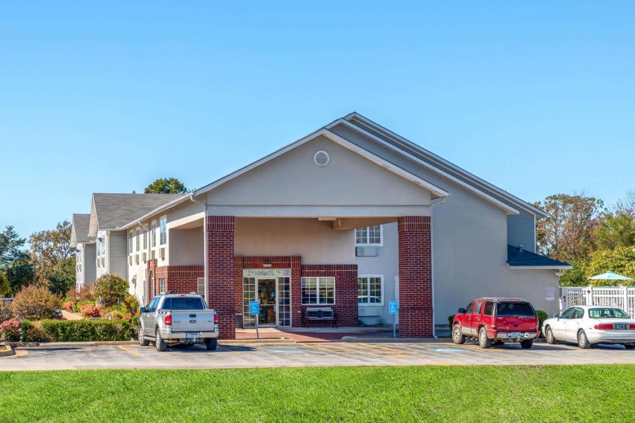 Days Inn By Wyndham Mountain Home Exteriér fotografie