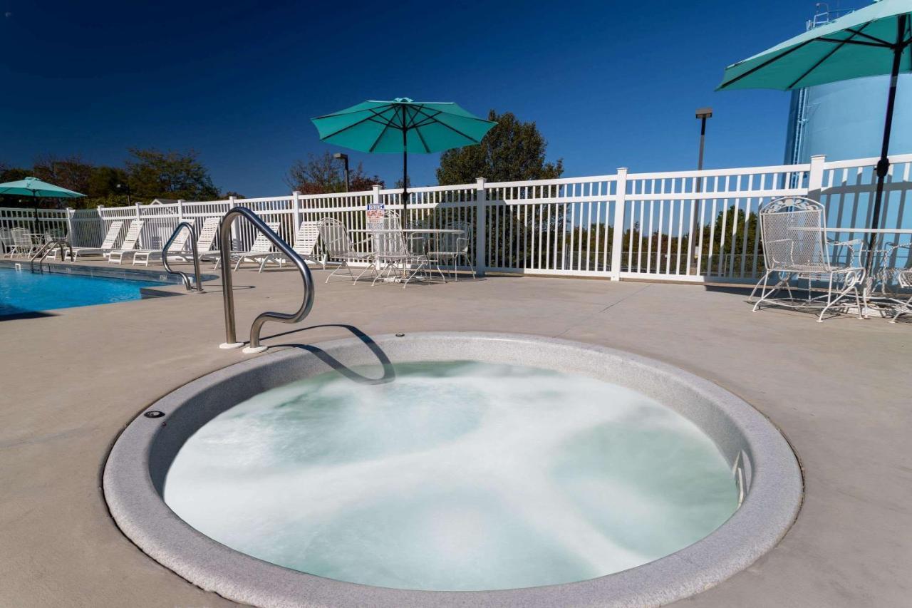 Days Inn By Wyndham Mountain Home Exteriér fotografie