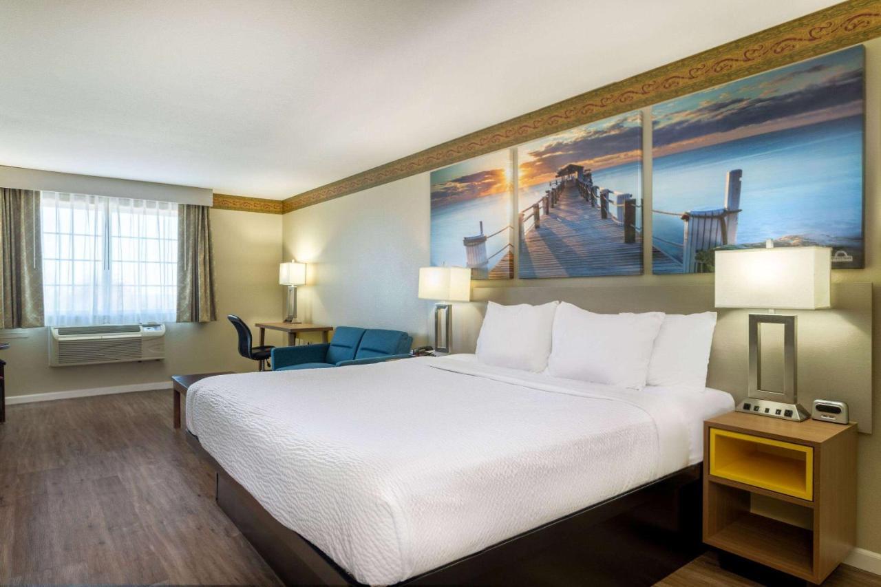 Days Inn By Wyndham Mountain Home Exteriér fotografie