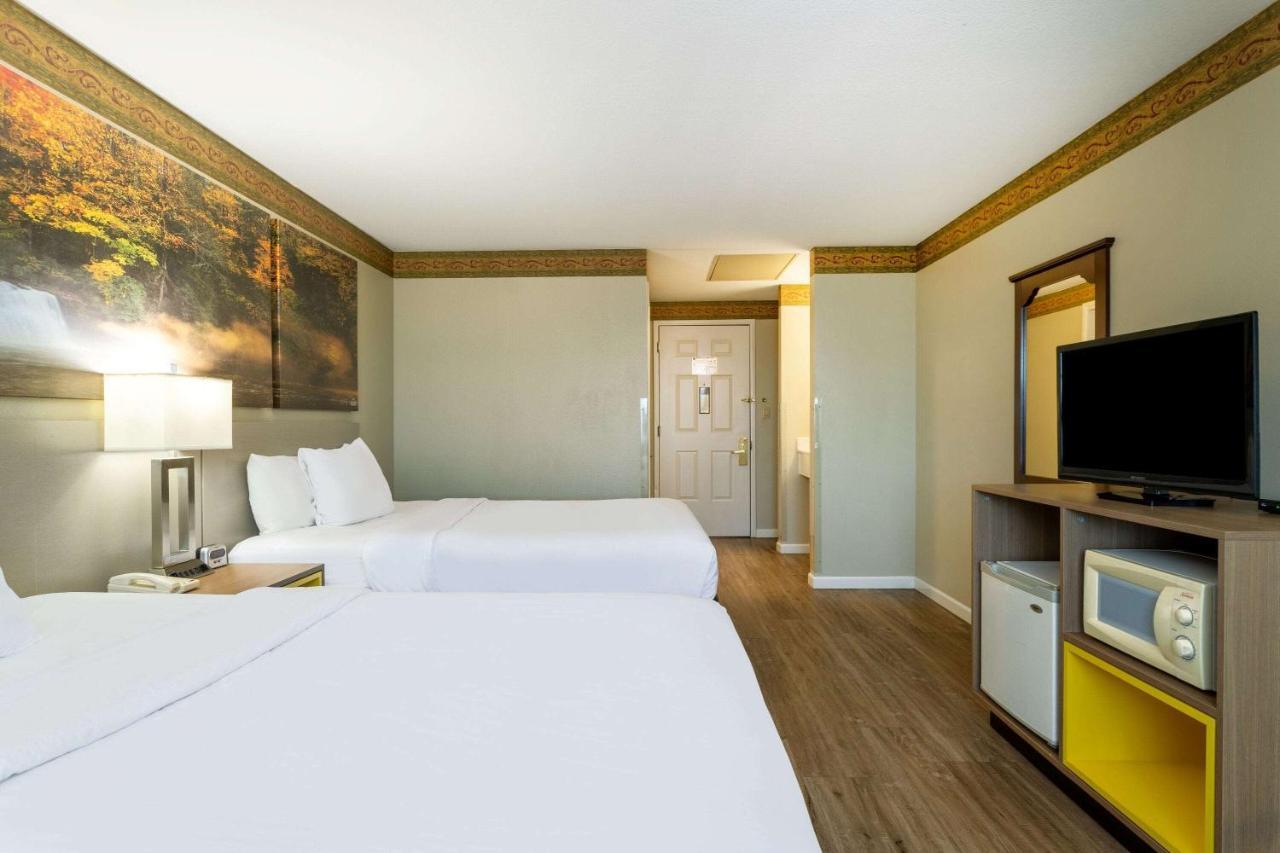 Days Inn By Wyndham Mountain Home Exteriér fotografie