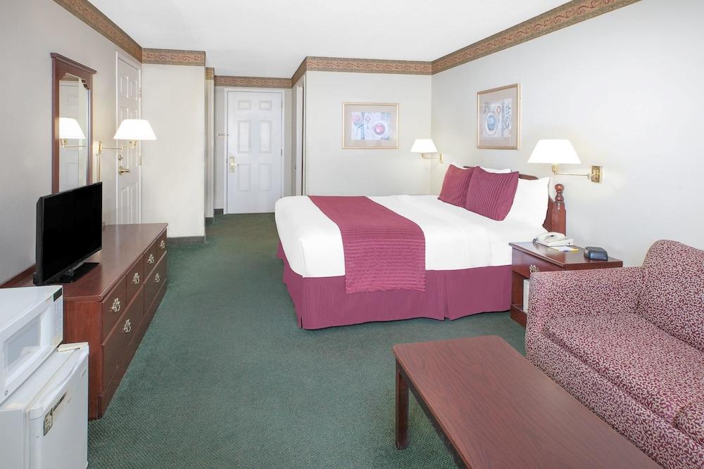 Days Inn By Wyndham Mountain Home Exteriér fotografie
